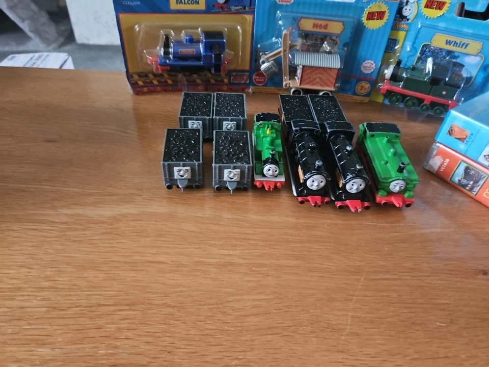 Bespoke Bundle Thomas & Friends Take Play Along Tank Engine - Image 3 of 3