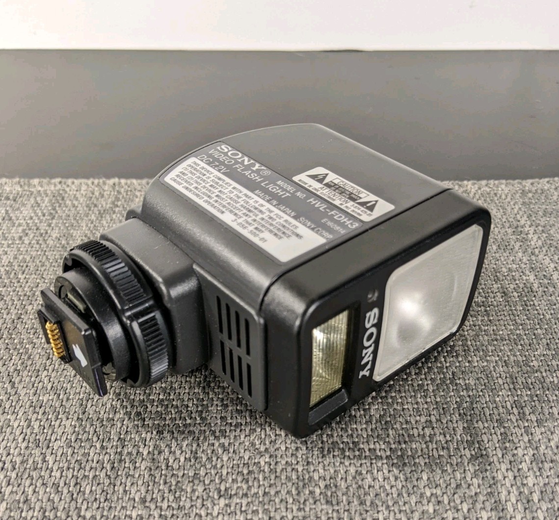 Sony HVL-FDH3 Video Light & Flash for Camcorder Intelligent