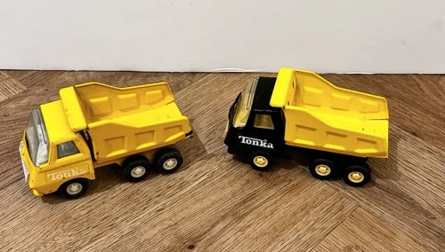 X2 Vintage TONKA Metal Steel 70s 80s DUMPER TIPPER Action TRUCK in YELLOW Bundle
