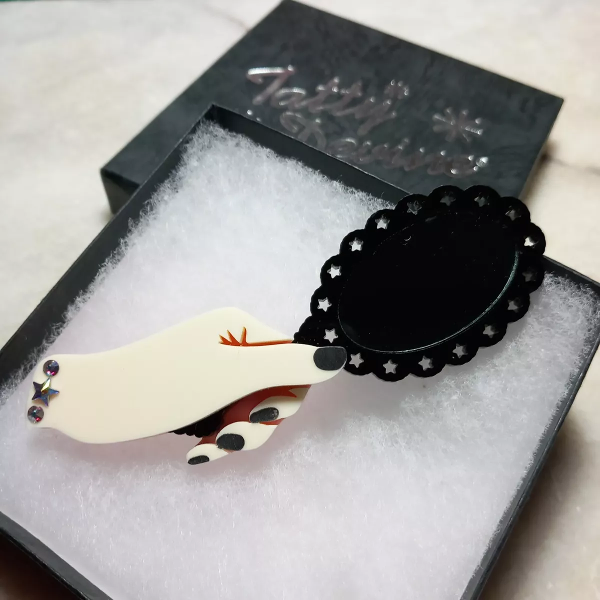 Tatty shop devine brooch
