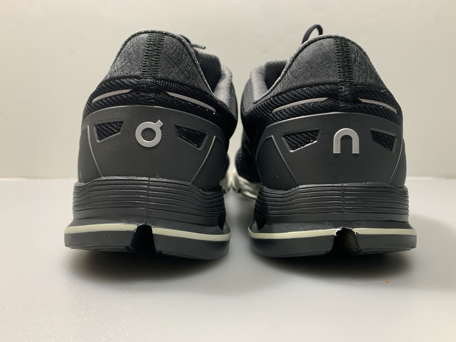 On Cloud Cloudflyer Gray black Running Sneakers M… - image 13