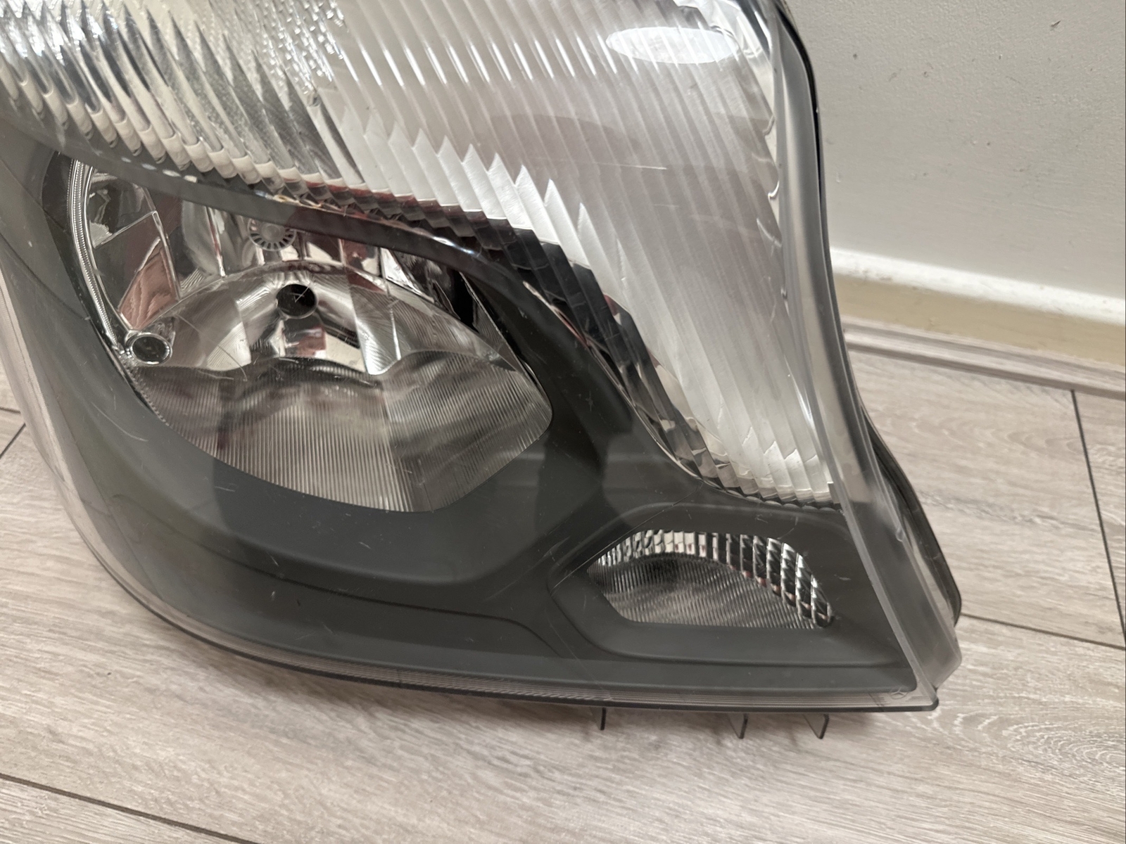 Mercedes Sprinter 13-19 RH Headlight Genuine Oem Unit 10 