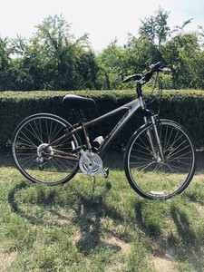 trek 8 speed bike