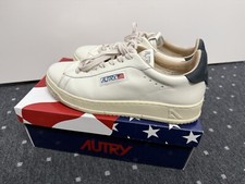 AUTRY Dallas Low Sneaker / White-Space / Grö...