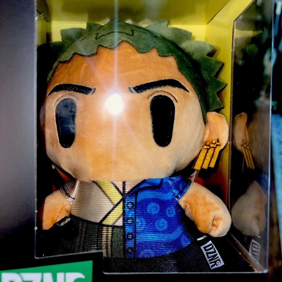 Figura de peluche YuMe DZNR One Piece ZORO RORONOA Dead OR Alive Edition 33 NUEVA Foto 2 de 4