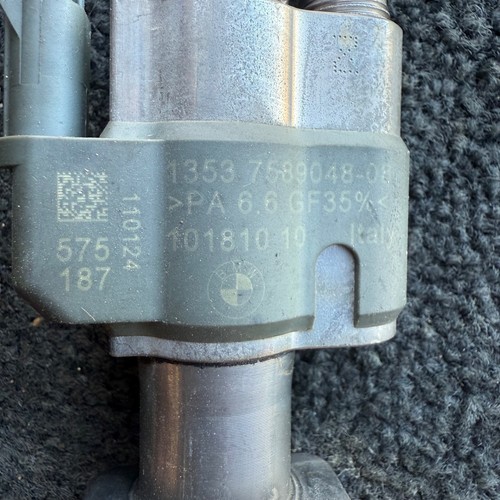 BMW 3 SERIES E90 E91 320i PETROL 2009 N43 FUEL INJECTOR 7589048 INDEX 08 #1H - Picture 2 of 2