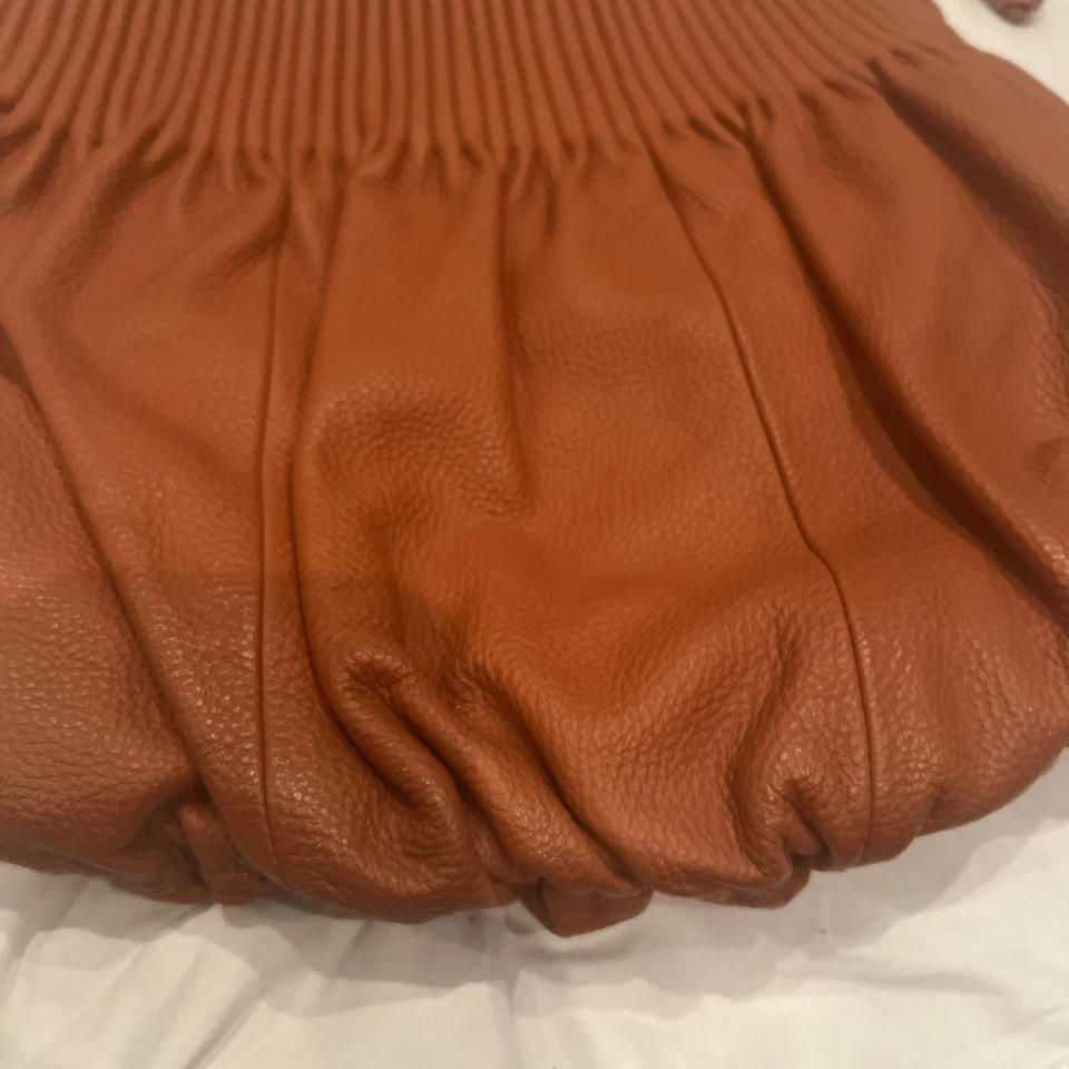 Cartera grande BODHI Boho de cuero oxidado con cierre magnético y cordones nueva con etiquetas Foto 3 de 4