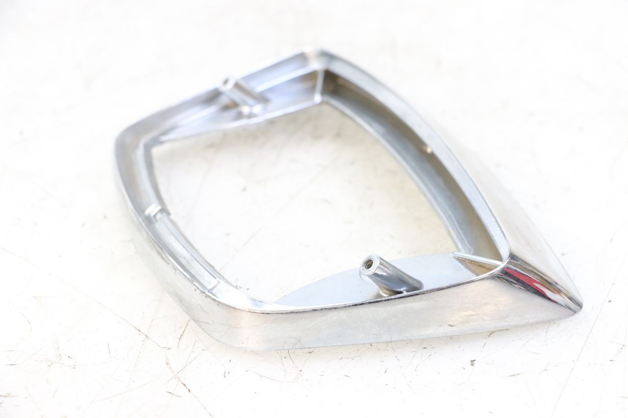 Giunzione carenatura posteriore - PIAGGIO VESPA LX IE 125 (2010 - 2012)