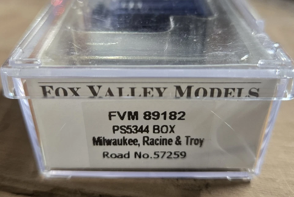 Fox Valley N Scale Milwaukee Racine & Troy Boxcar - Image 2 of 2