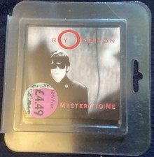 Roy Orbison - She’s a Mystery to Me - Mini,  CD single.