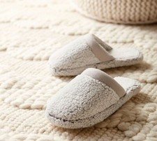 POTTERY BARN Slippers Coziest Sherpa Size Medium Womens 8-9 NWT heathered gray