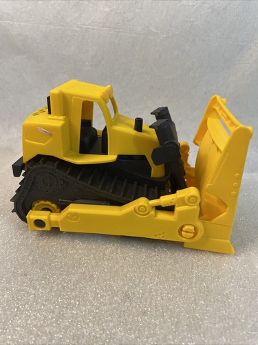 Cat Plastic Yellow Black Construction Vehicle Bulldozer Tractor - Picture 4 of 10