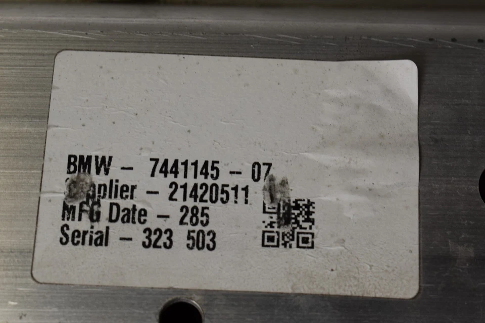 Vergalhão de reforço de para-choque traseiro BMW X5 2018 2019 2020 FABRICANTE DE EQUIPAMENTO ORIGINAL 7441145-07 - Imagem 4 de 4