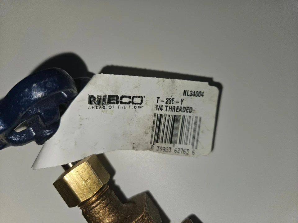 Nibco T-235-Y Bronze Globe Valve 1/4"- Each - Image 2 of 4