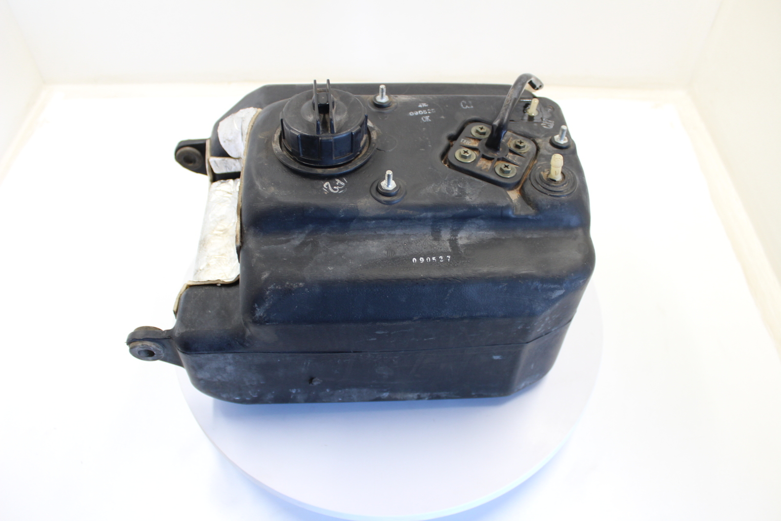 10 KYMCO PEOPLE S 250 OEM GAS FUEL TANK CELL PETROL RESERVOIR