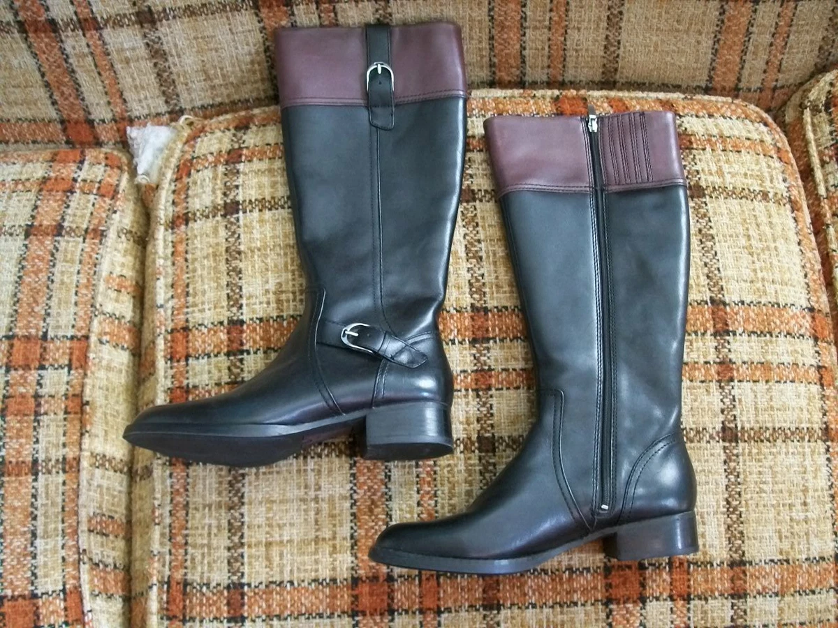 Ariat black top and brown boots