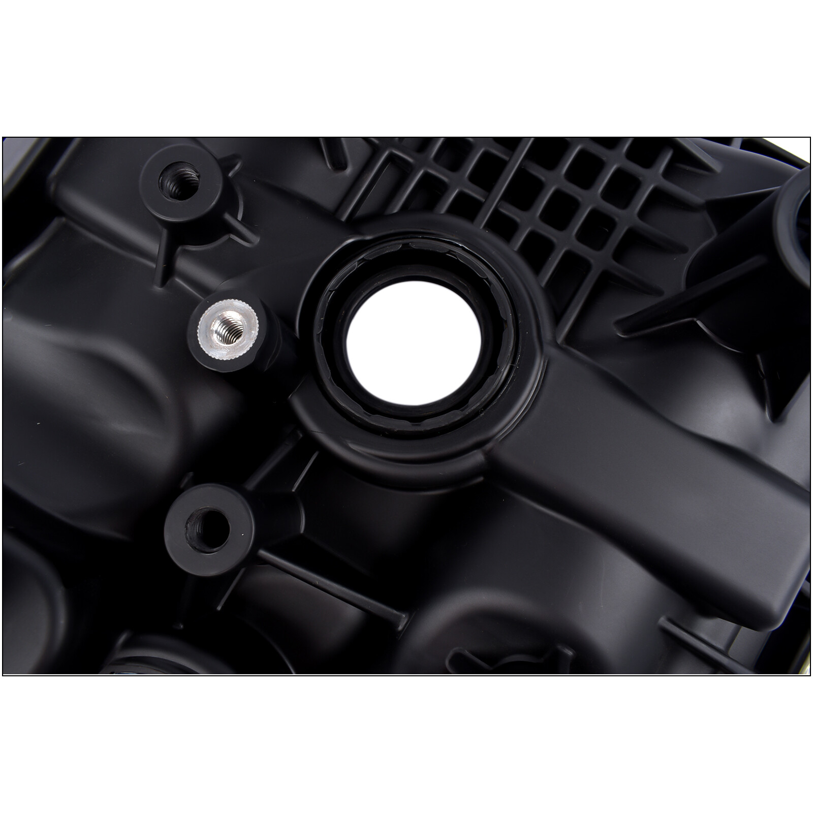 HL3Z-6582-G Left Engine Valve Cover for Ford F-150 Expedition Lincoln Navigator