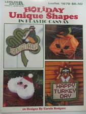 Vtg UNIQUE HOLIDAY SHAPES Plastic Canvas Pattern Booklet Leaflet Leisure Arts