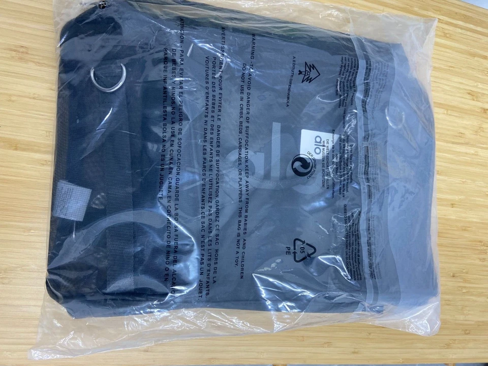 Alo йога мини чистый DUFFLE - Изображение 4 из 4