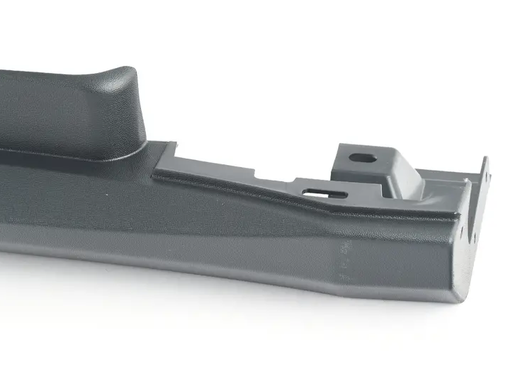 Mercedes-Benz Ml W164 Right Side Rocker Panel Cover A1646900840 