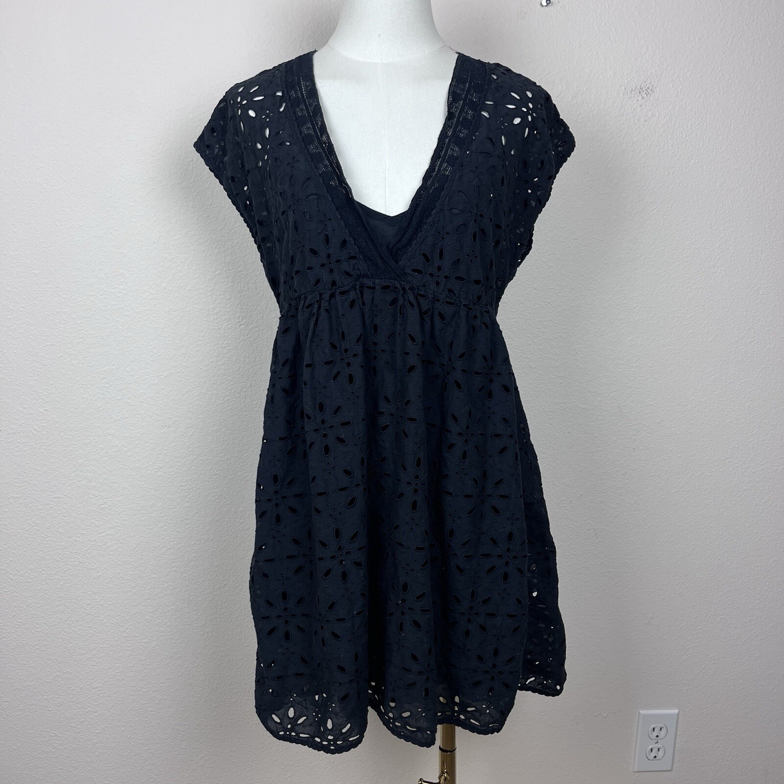 Aritzia Wilfred Mini Eyelet Babydoll Dress in Small Gothic Bohemian Style
