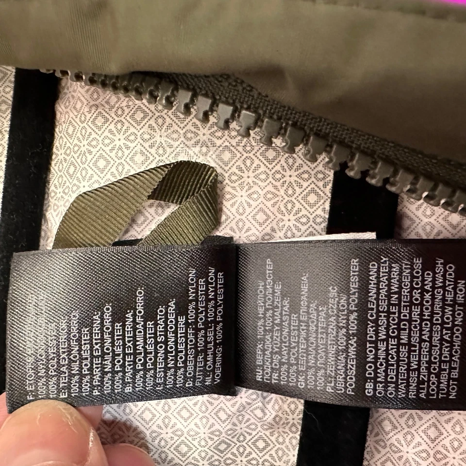 The North Face 紫色雨衣女式 XS TP 轻便连帽防水 — 第 4/4 张图片