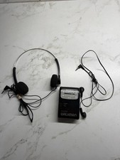 MVINTAGE 90S BLACK SONY SRF-49 FM/AM WALKMAN PORTABLE STEREO RADIO W/BELT CLIP