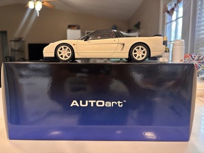 AUTOart Honda NSX-R NA2 1/18 Scale Diecast Model Car - Championship White