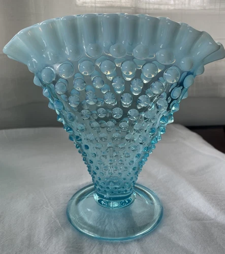 FENTON HOBNAIL BLUE OPALESCENT GLASS FAN VASE 6”