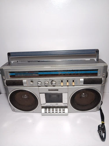 Vintage 1980s Sanyo Boombox Stereo Model M9830K (For Parts Not Working)
