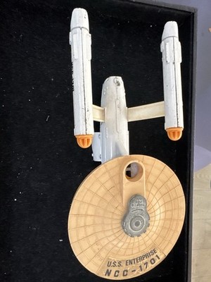 1976 Dinky Star Trek U.S.S. Enterprise NCC-1701 Diecast Ship   No Discs, Shuttle
