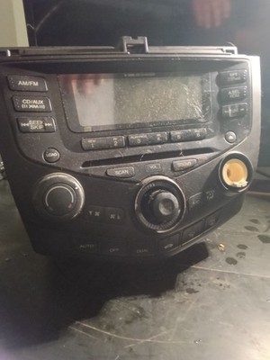 2005 Honda Accord OEM Radio Screen Disc Changer Climate Controls 2003-2007