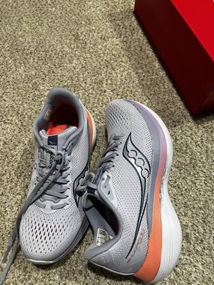 Saucony Endorphin Women s size 8 Aster Marine