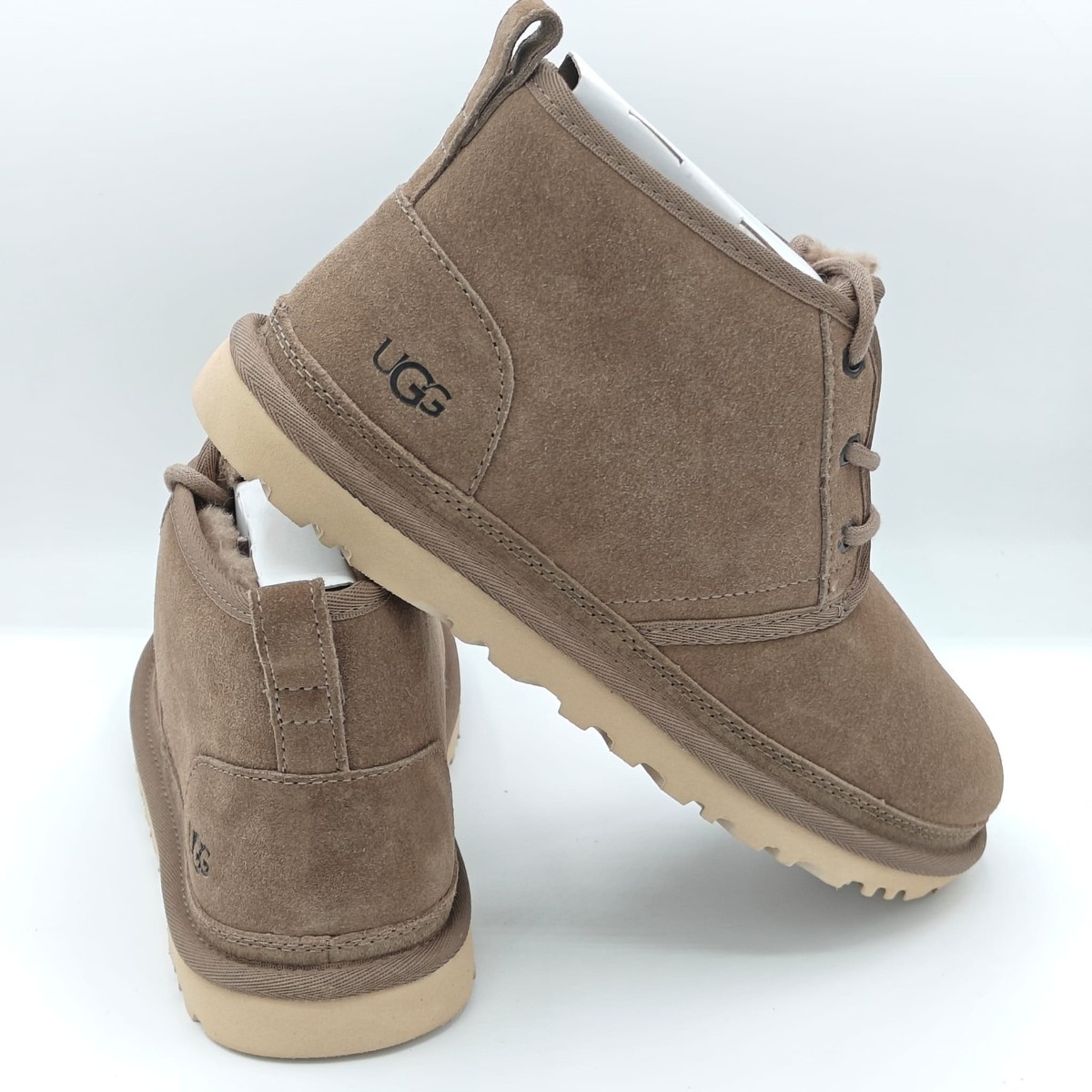 UGG Men display picture 1