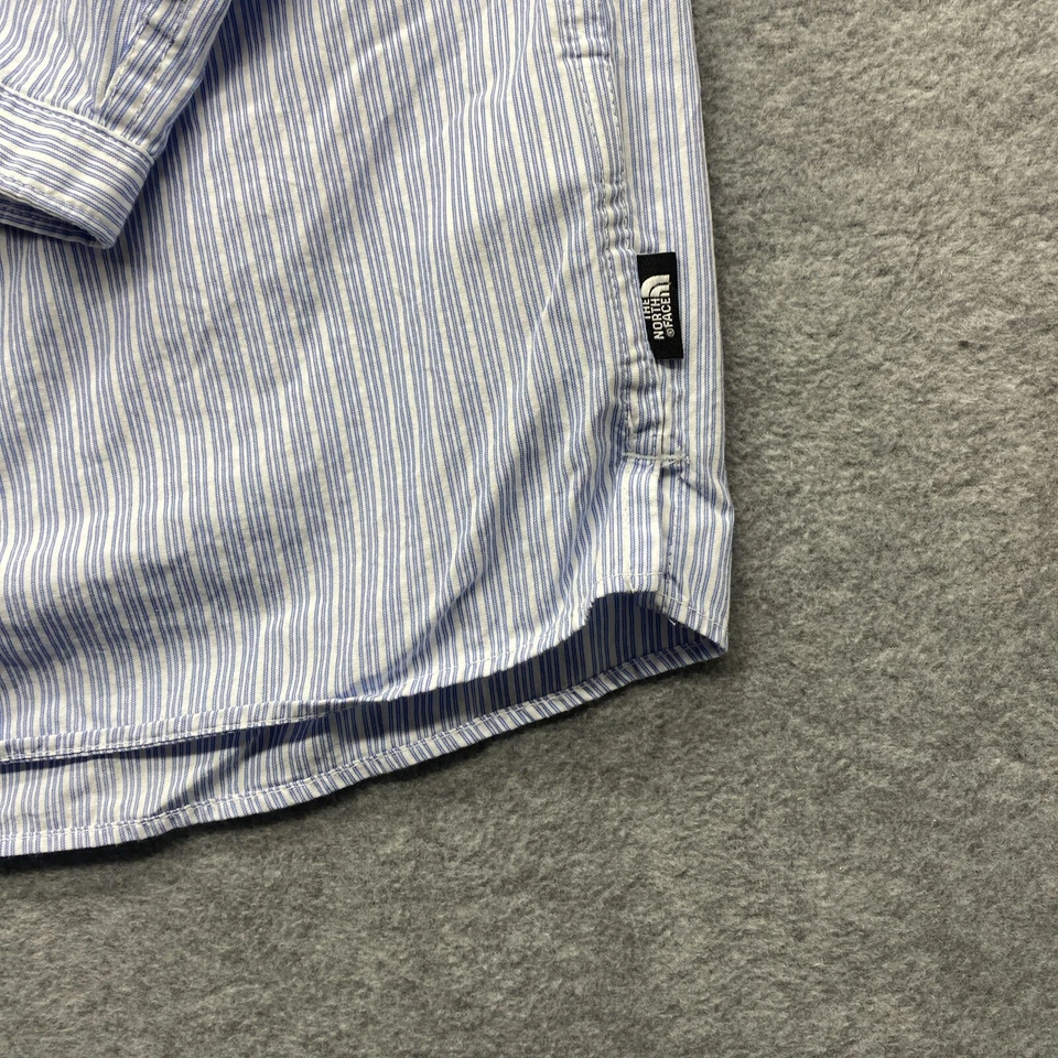 Camisa North Face para mujer extra grande manga larga 1/4 abotonada logotipo a rayas azules Foto 2 de 4