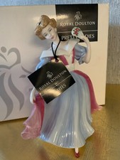 ROYAL DOULTON CHINA LADY FIGURE DOLL AMY HN 4782 BEST OF THE CLASSICS  PERFECT
