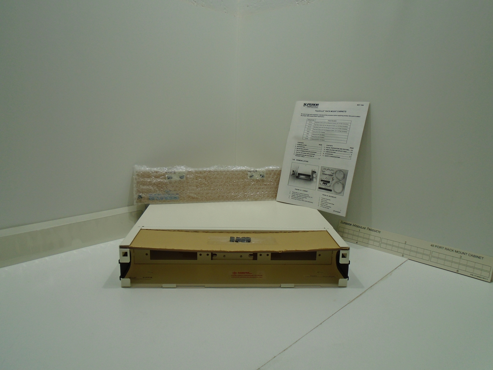*NEW* SUPERIOR RTC36A FIBER OPTIC RACK MOUNT CABINET 36-PORT