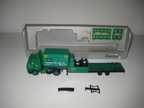 Albedo H0 600115 - Camión Mercedes Actros con semirremolque "Atkins Racing BP" - Imagen 6 de 16