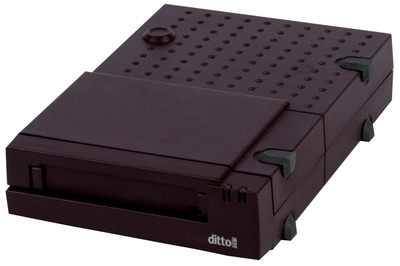 BACKUP DRIVE IOMEGA IO2000-PX DITTO 2GB 5.25''