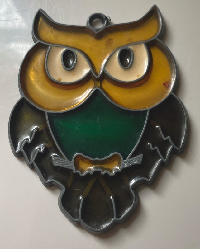 Vintage WISE OWL Leaded STAINED GLASS SUN CATCHER Wildlife Nature Bird Decor