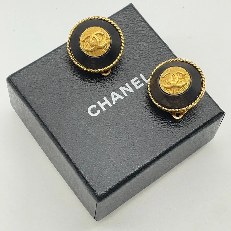 Auth Chanel Vintage Wood Coco Marks GP earrings 93A With Box SK090125 - Image 2 of 4