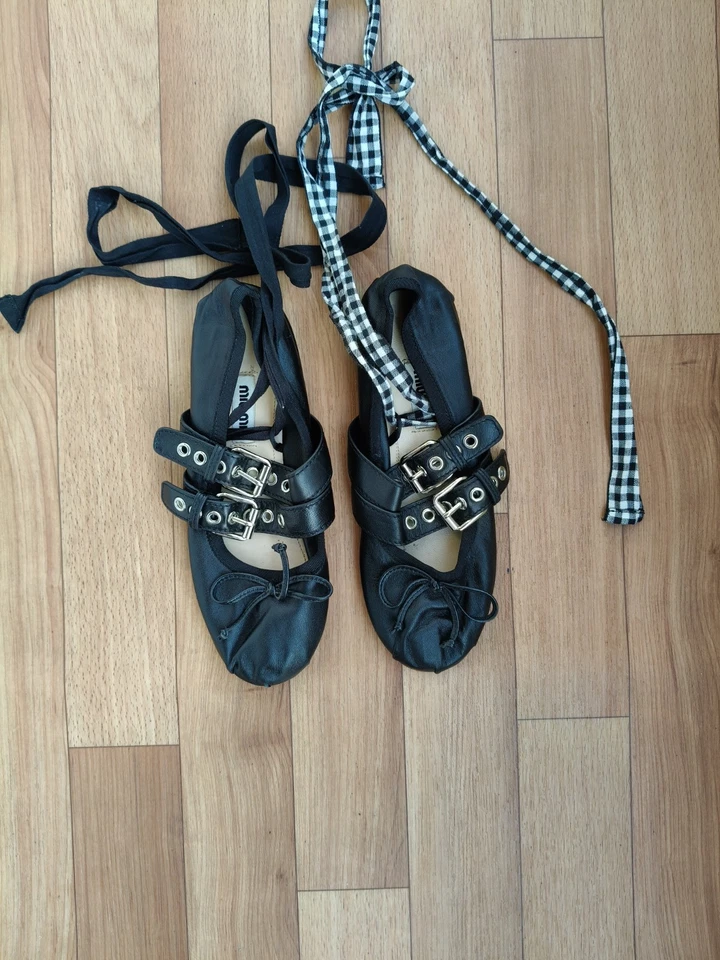  MIU MIU   BALLERINA SIZE EU 36  , 6  US , 3 UK - Image 2 of 4
