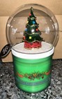 *NEW* UNDER THE CHRISTMAS TREE ~ GLOBE LID 3 Wick CANDLE  ~Bath & Body Works And