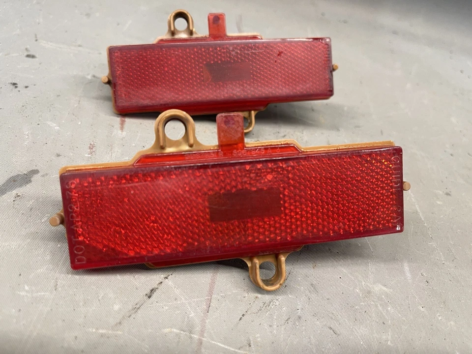 Pontiac Grand Prix 1978 1979 1980 lámpara de señalización lateral luz intermitente panel 1/4 Foto 2 de 4