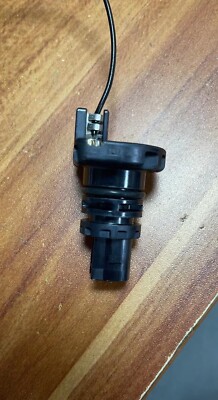 New Engine Oil Level Sensor 89491 - 50082/89491 - 50081 for Tundra