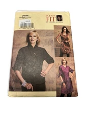 Vogue Tunic Blouse Today's Fit Petite DEF Med Lge Designer  Pattern 7694 Uncut