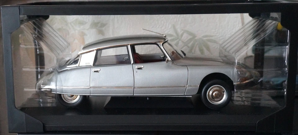 NOREV 1/18 - CITROËN DS 23 PALLAS - 1972 - Photo 3/4