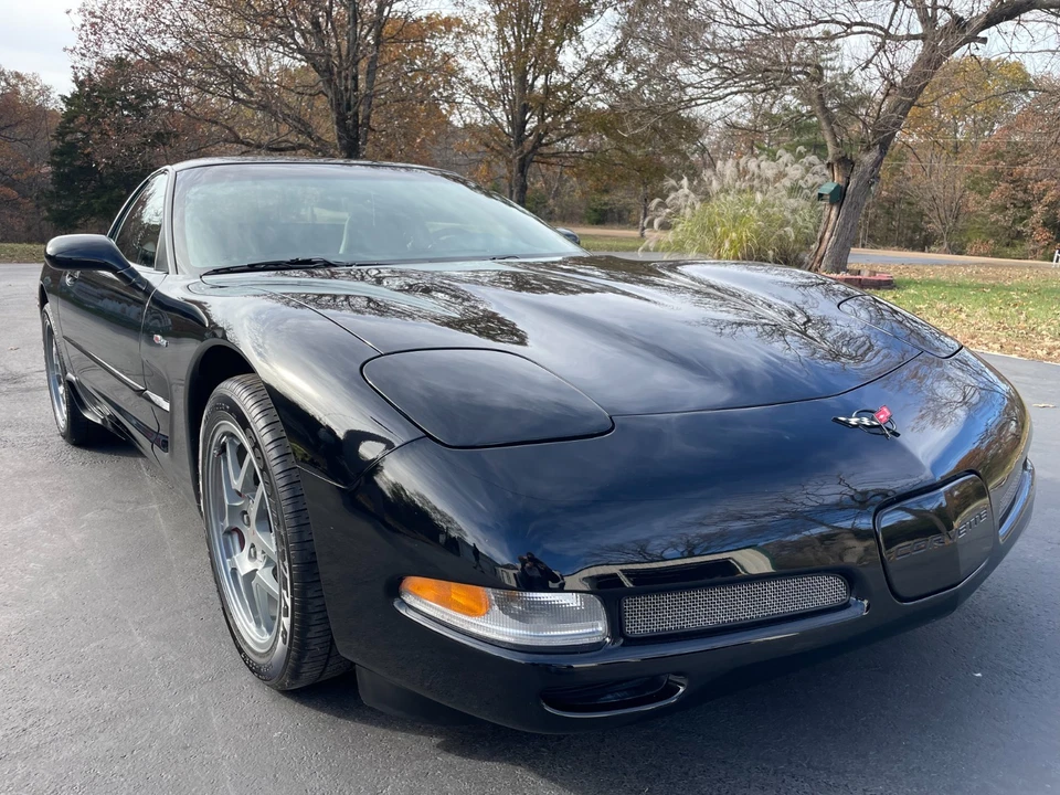 Chevrolet Corvette 2001  Foto 2 de 4