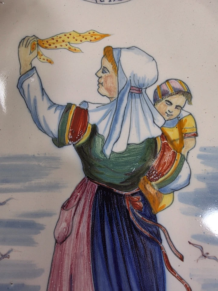 20th Century French Paint Henriot Quimper Oval Faïence Wall Platter Plaque 17" - Image 3 of 4