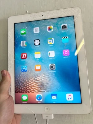 Apple iPad (3rd generation) · 32GB · Wi-Fi